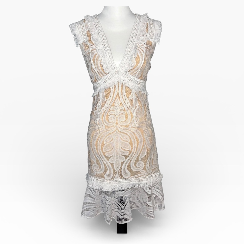 Elegant White Lace Dress Size XS